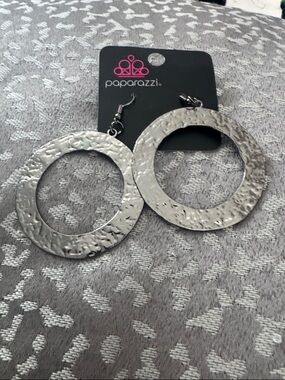 paparazzi Silver Textured Open Circle Dangle Earrings